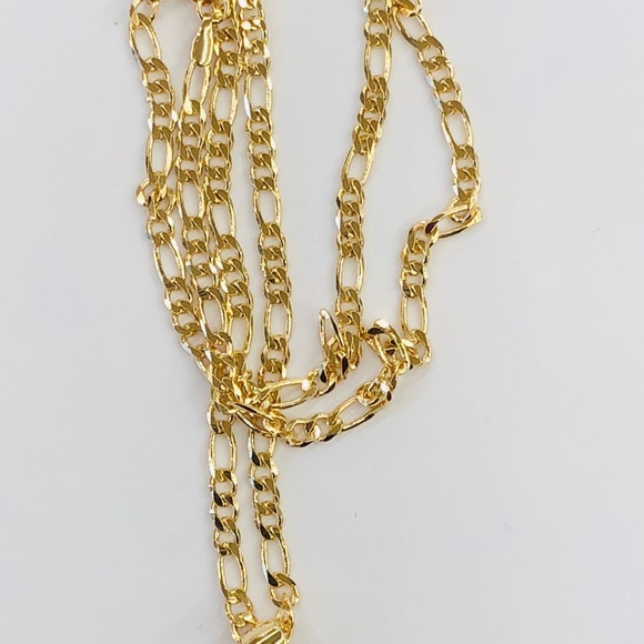 Men’s Crucifix Cross pendant with chain - Picture 5 of 5